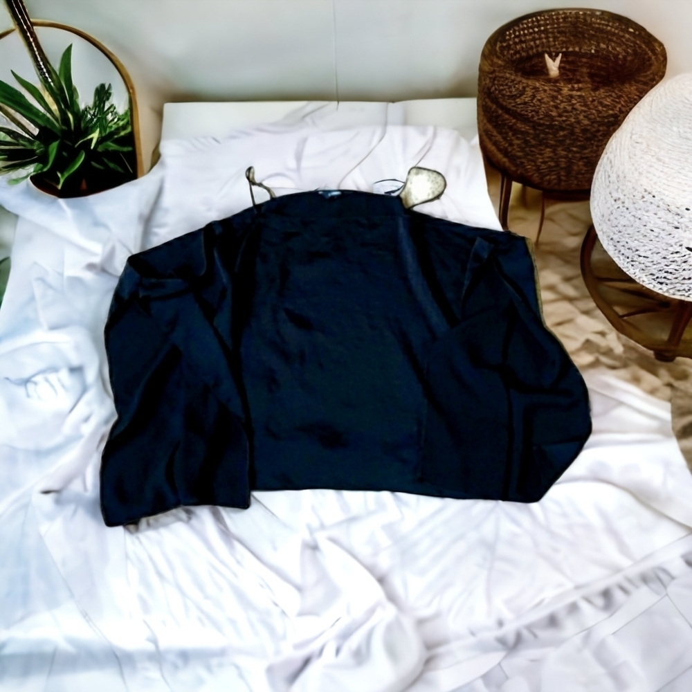 Express Super Cute Batwing Top never worn